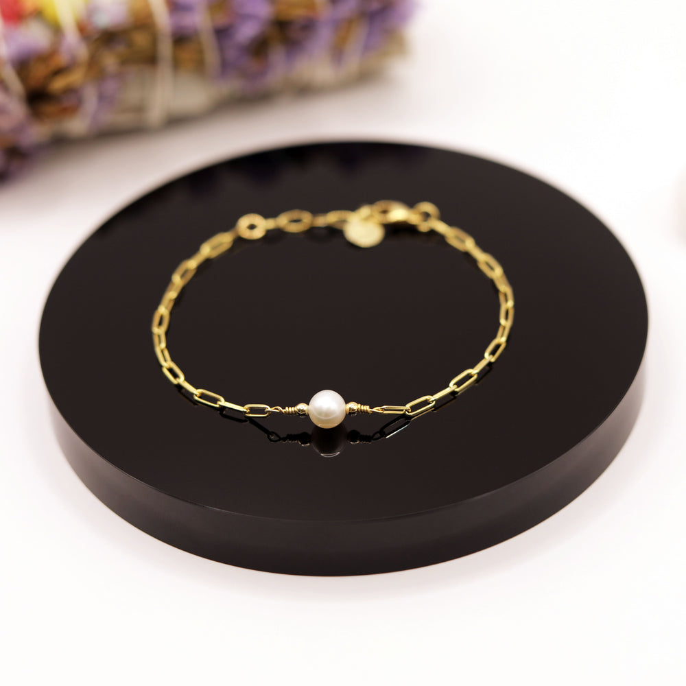 
                  
                    Pulsera Perla Cadena
                  
                